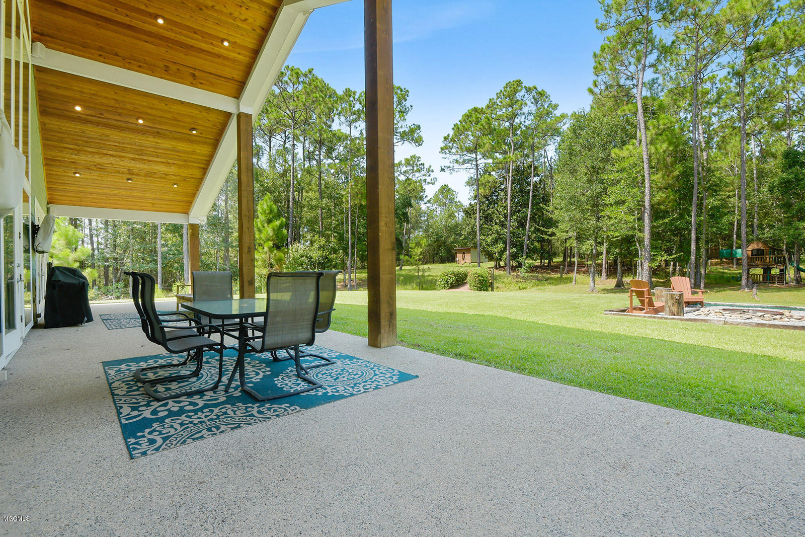 9121 Cleo Smith Road Pass Christian, MS 39571 - Photo 24 of 28 9121 Cleo Smith Porch 2