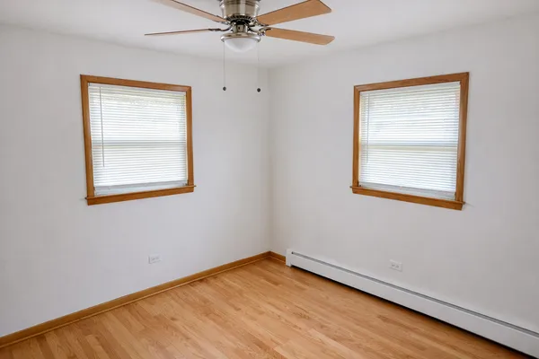 $1,700 | 5834 West Montrose Avenue, Unit 1S, Chicago, IL 60630