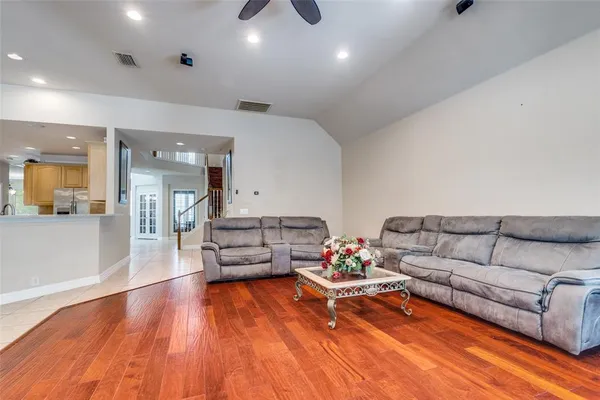 $1,100,000 | 6623 Sapphire Circle South, Colleyville, TX 76034