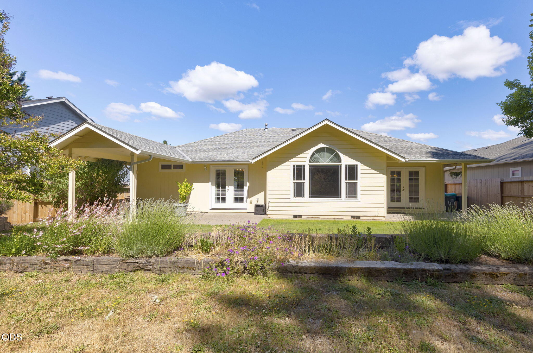 2738 Trinity Way Grants Pass, OR 97527 - Photo 34 of 42
