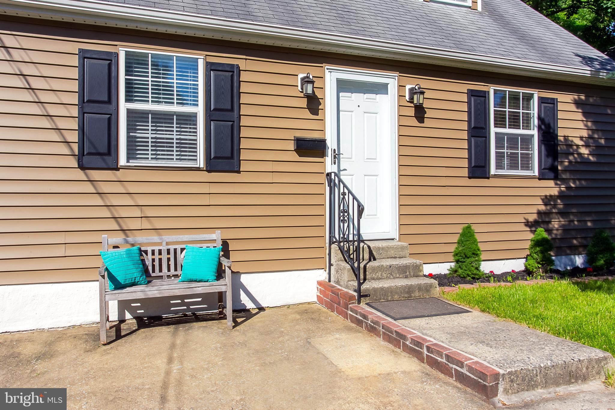 1420 Kingsley Road Havertown, PA 19083 - Photo 2 of 15 Gallery Image 2