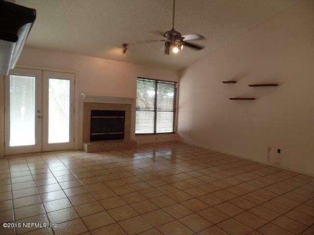 3114 Rococo Court Orange Park, FL 32073 - Photo 2 of 13 SAM_3232