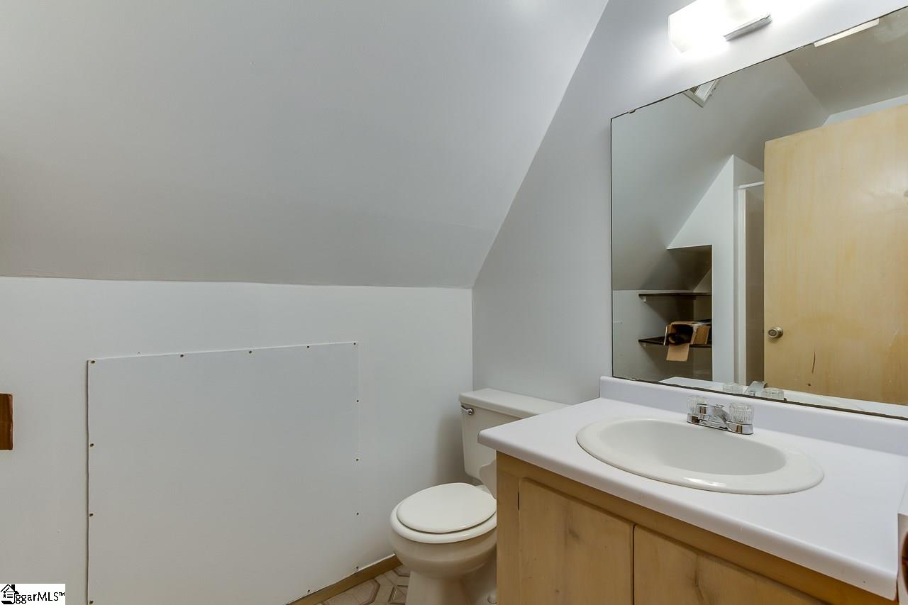 281 State Rd S-42-2788 Greer, SC 29651 - Photo 14 of 18 Gallery Image 14