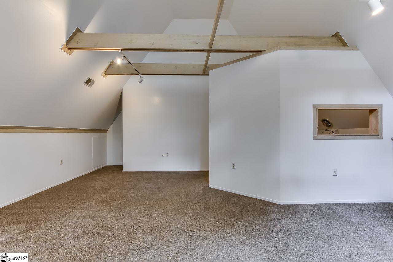 281 State Rd S-42-2788 Greer, SC 29651 - Photo 4 of 18 Gallery Image 4