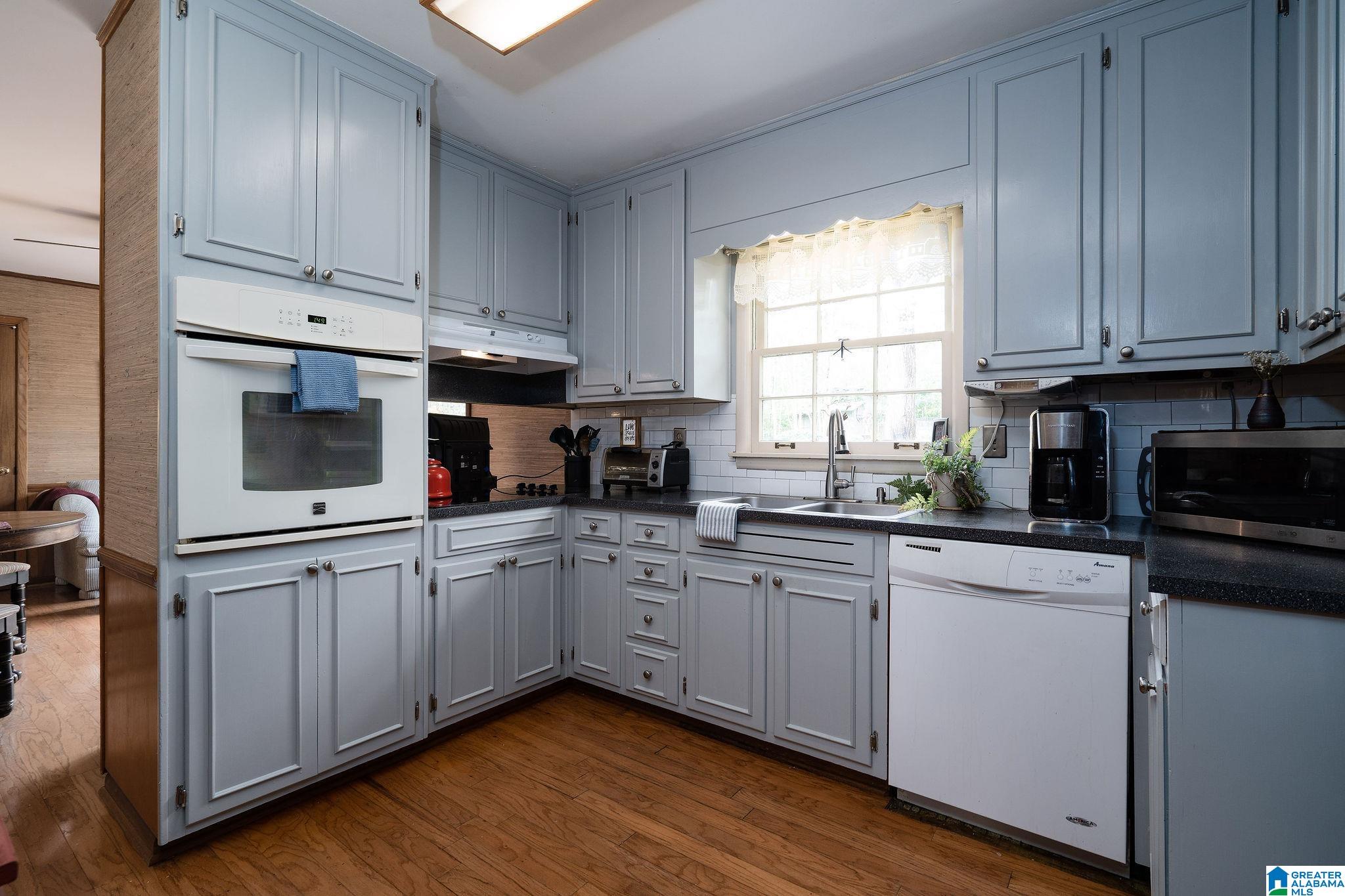 2328 Empire Road Birmingham, AL 35226 - Photo 9 of 27