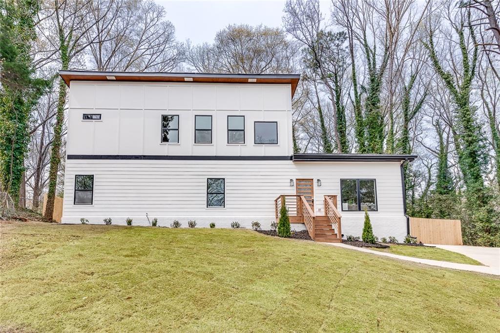 3040 Valley Circle Decatur, GA 30033 - Photo 1 of 1