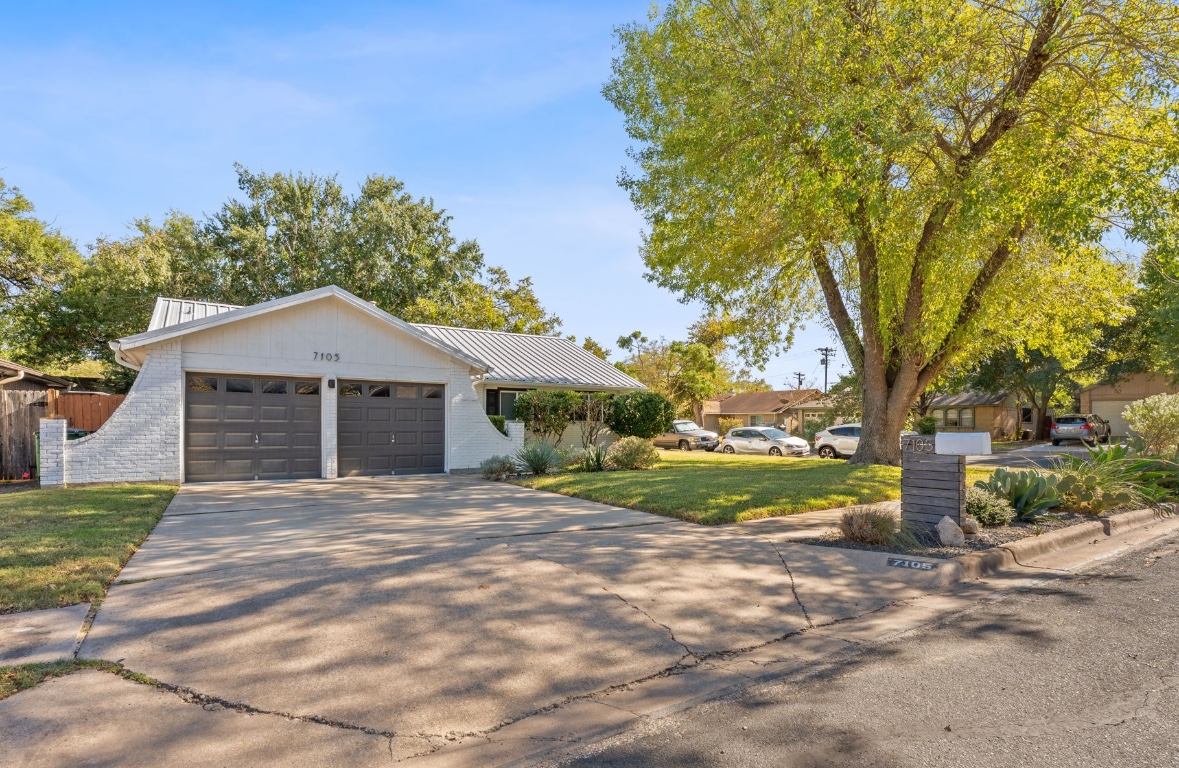 7105 Windrift Way Austin, TX 78745 - Photo 4 of 32