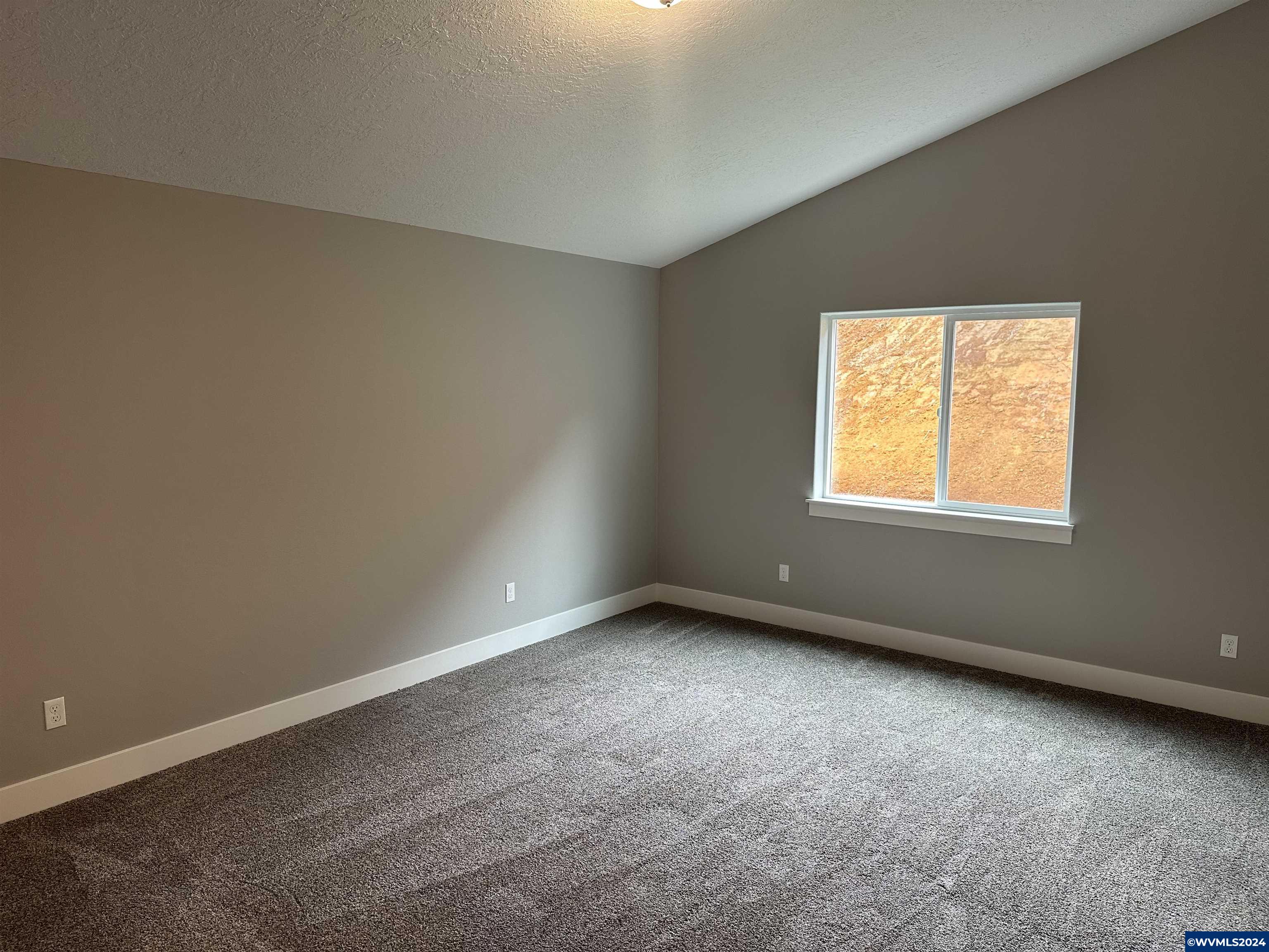 5627 Jeremy Vly Road Southeast Salem, OR 97306 - Photo 10 of 22 Gallery Image 10