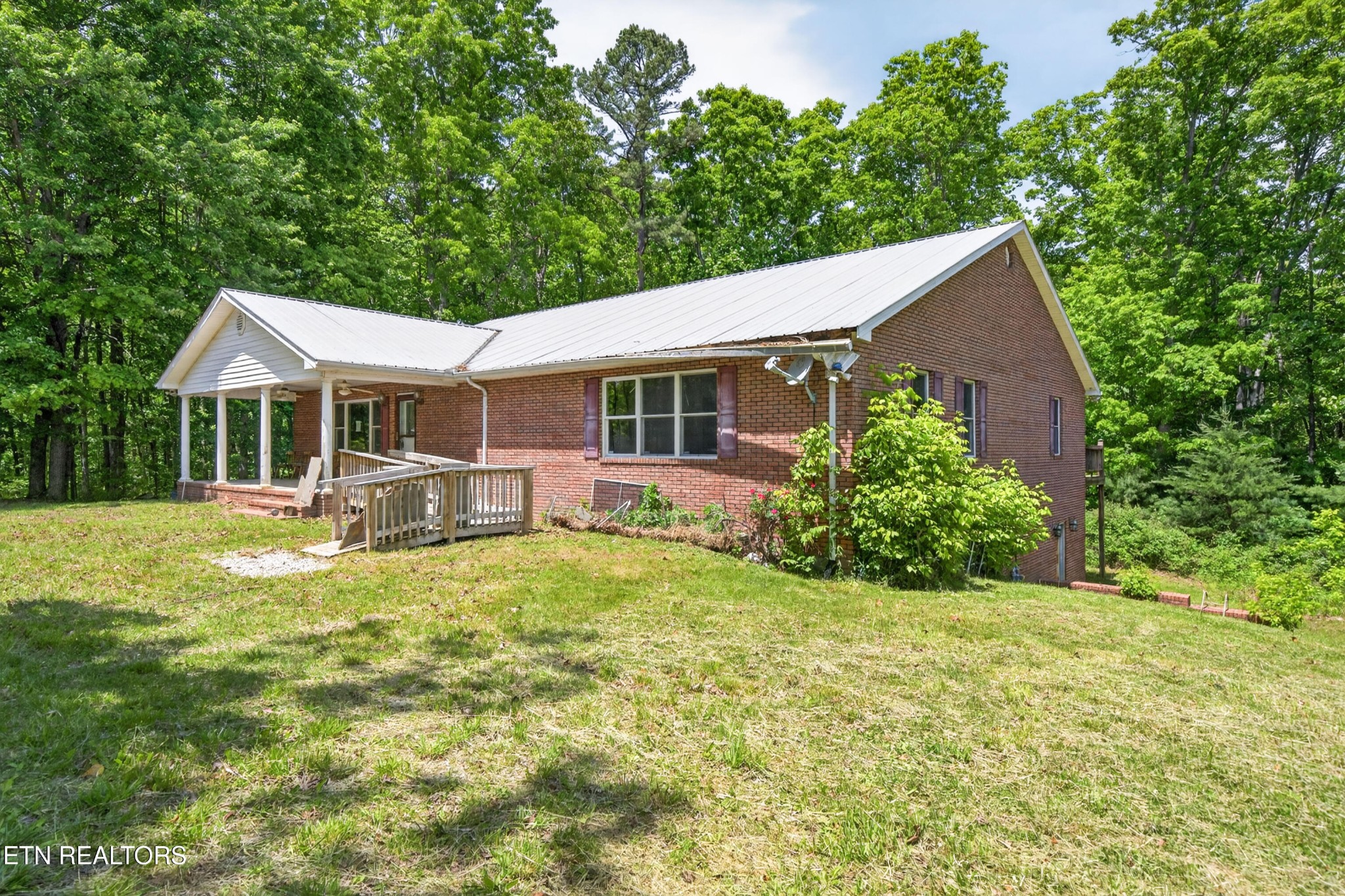1161 Charlie Doss Road Jamestown, TN 38556 - Photo 8 of 43