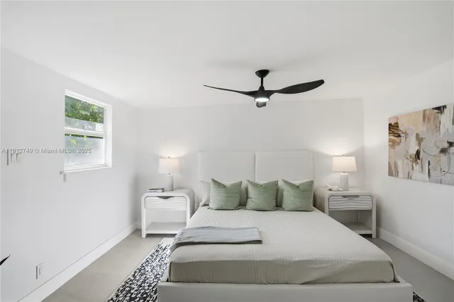 $859,900 | 560 Northeast 110th Terrace, Miami, FL 33161