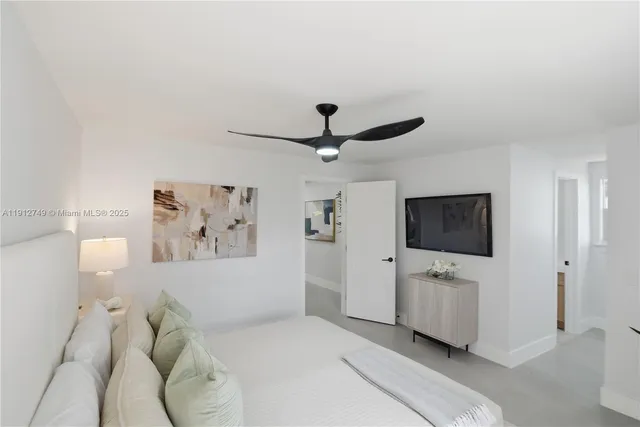 $859,900 | 560 Northeast 110th Terrace, Miami, FL 33161