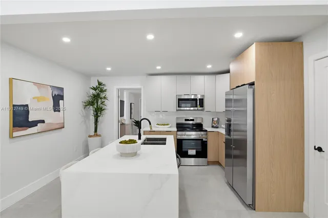 $859,900 | 560 Northeast 110th Terrace, Miami, FL 33161