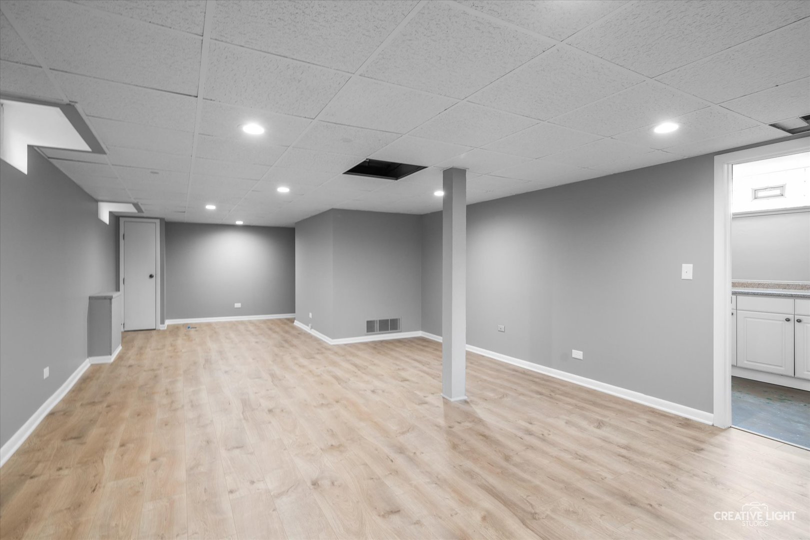 665 Addison Street Elgin, IL 60120 - Photo 19 of 26 Gallery Image 19