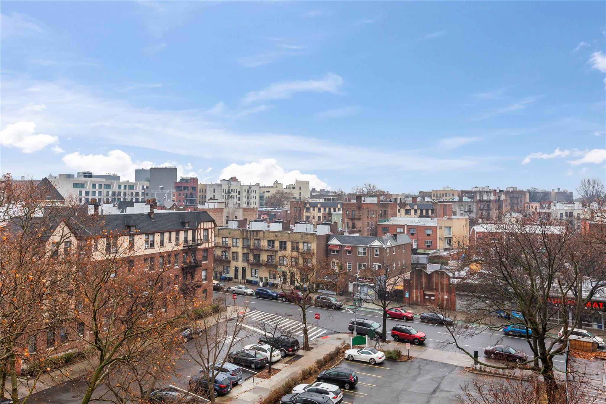 21-80 33rd Road, Unit 7D Queens, NY 11106 - Photo 10 of 12 a view of a city