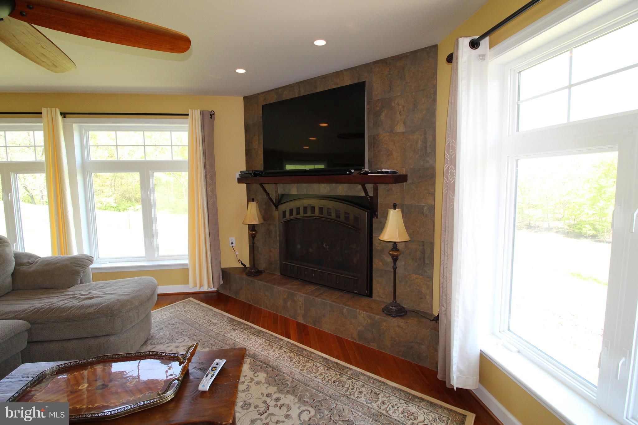 1761 Co Rte 8/4 Berkeley Springs, WV 25411 - Photo 10 of 25 Family Room