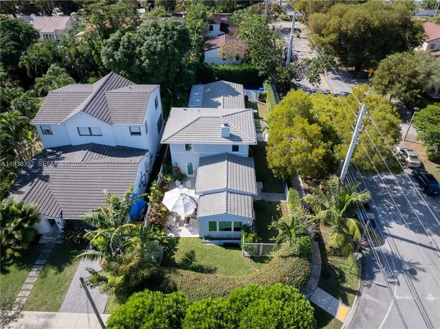 $2,100,000 | 3001 Southwest 4th Avenue, Miami, FL 33129