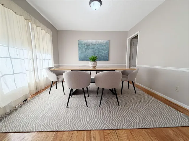 $349,000 | 103 Northwest Golfview Drive, Blue Springs, MO 64014