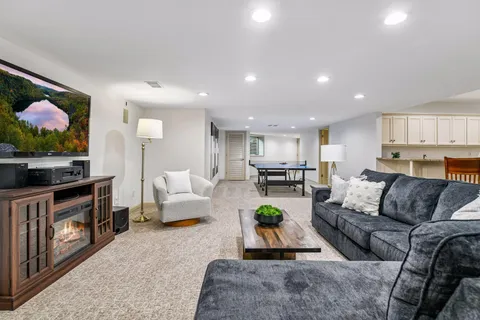 $1,950,000 | 1615 Northridge Drive, Wayzata, MN 55391
