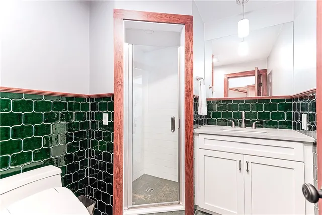 $12,500 | 14 Woodlake Drive, Johnston, RI 02919