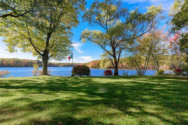 $12,500 | 14 Woodlake Drive, Johnston, RI 02919