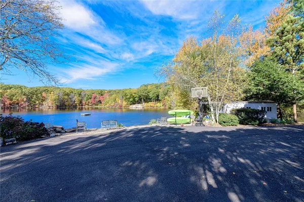 $12,500 | 14 Woodlake Drive, Johnston, RI 02919