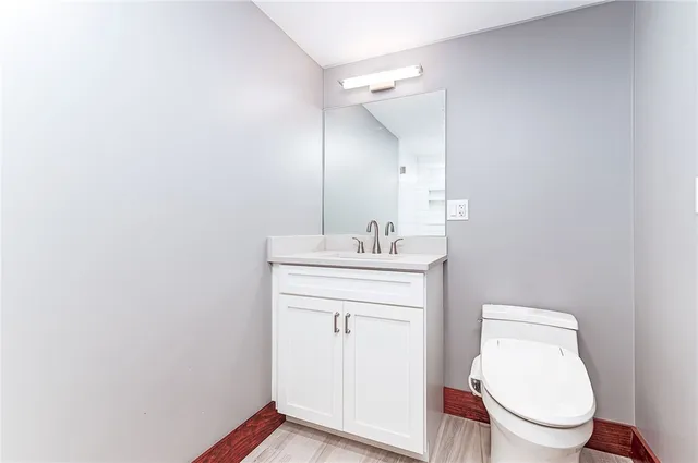 $12,500 | 14 Woodlake Drive, Johnston, RI 02919