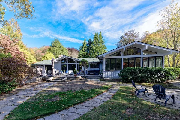 $12,500 | 14 Woodlake Drive, Johnston, RI 02919