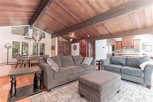 $12,500 | 14 Woodlake Drive, Johnston, RI 02919