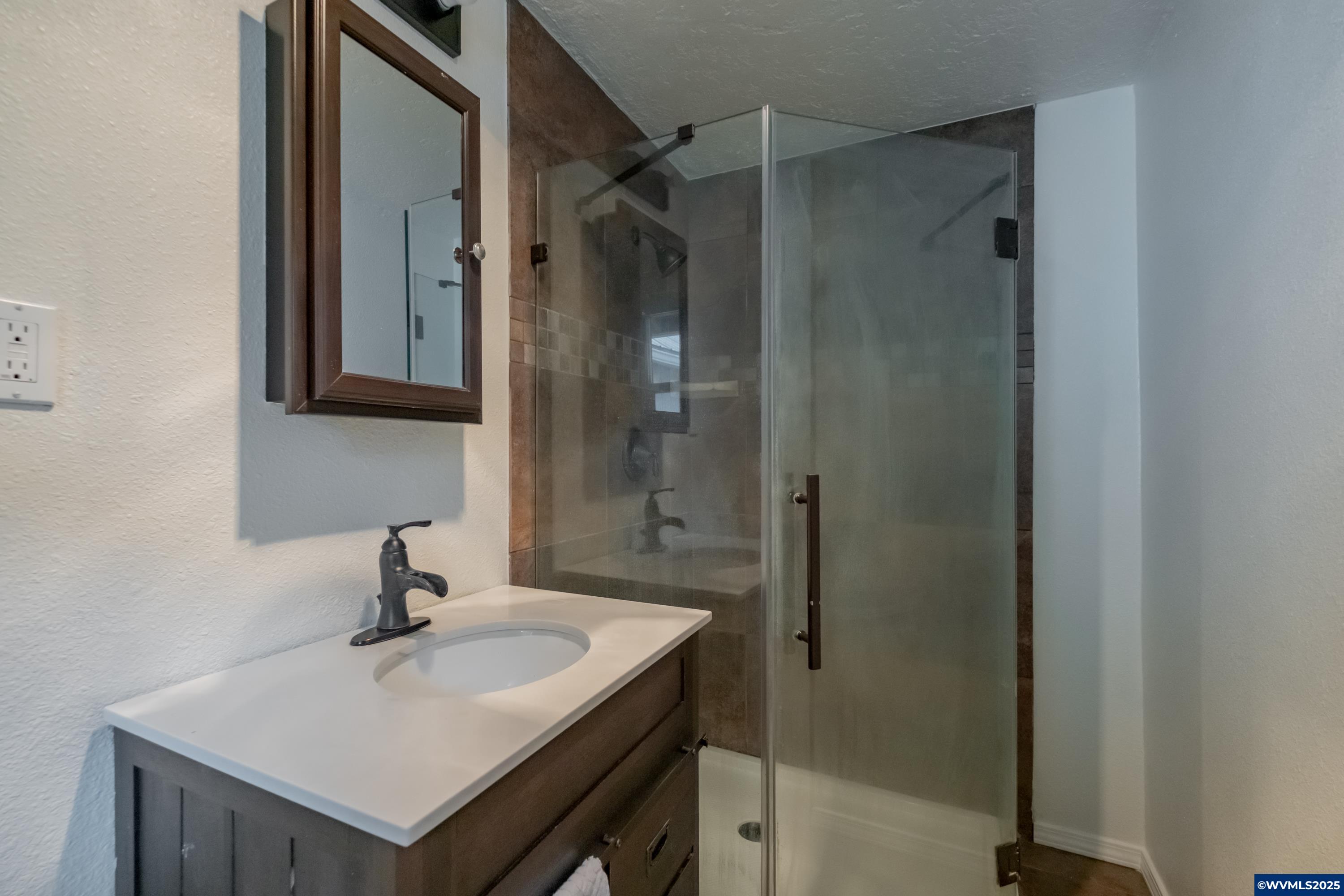 34821 Ede Road Lebanon, OR 97355 - Photo 44 of 50 Gallery Image 44