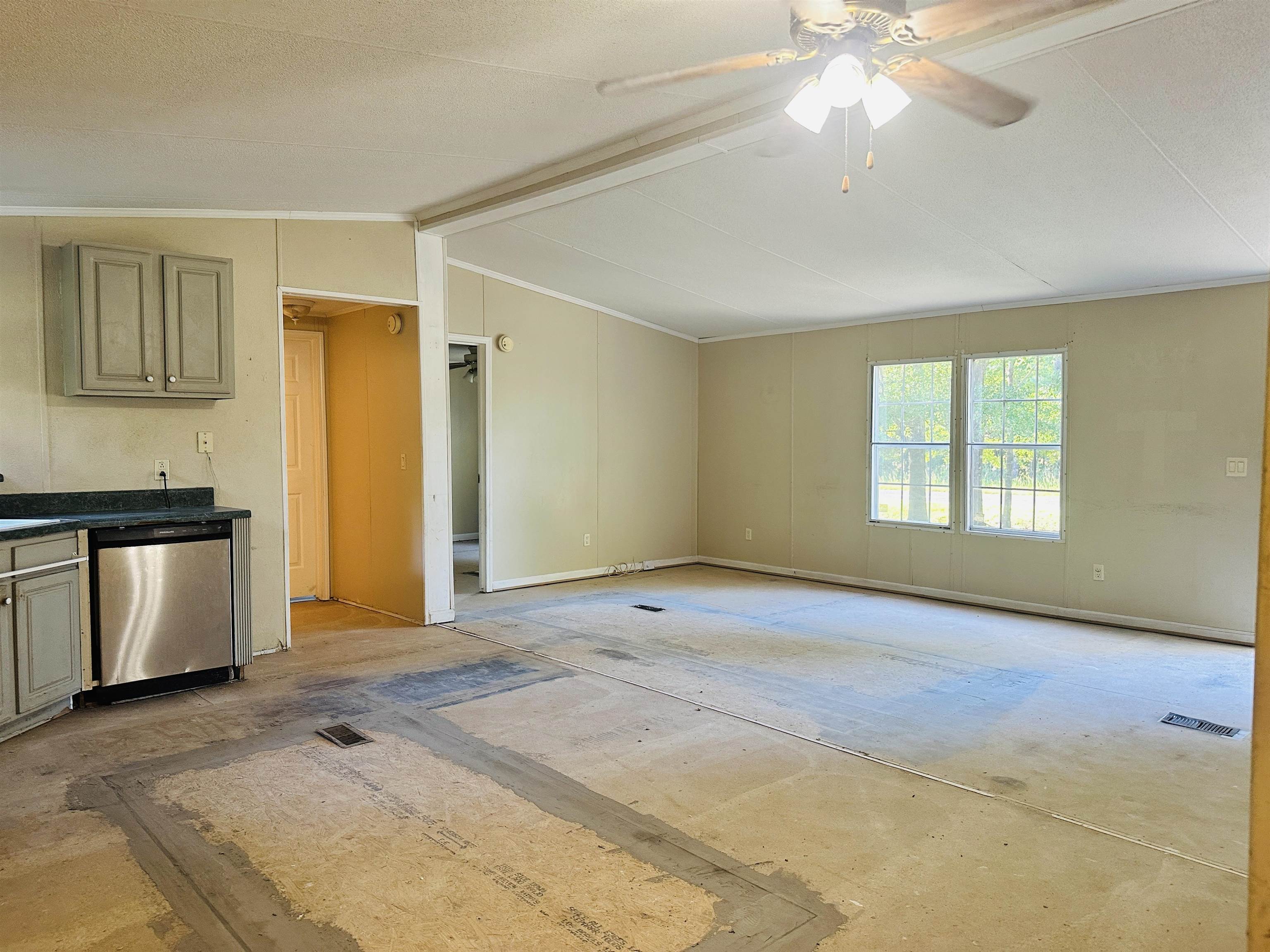 1727 Mineral Springs Road Conway, SC 29527 - Photo 9 of 24