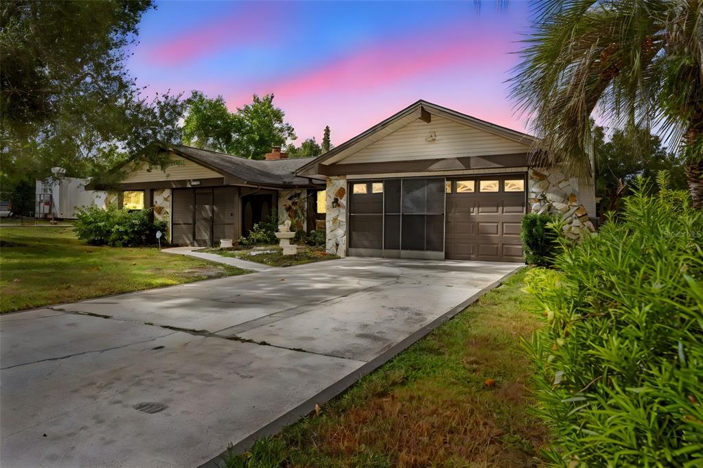 7401 Galloway Road Weeki Wachee, FL 34613 - Photo 13 of 56