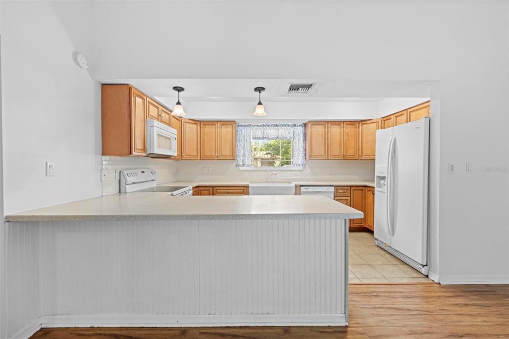 7401 Galloway Road Weeki Wachee, FL 34613 - Photo 16 of 56