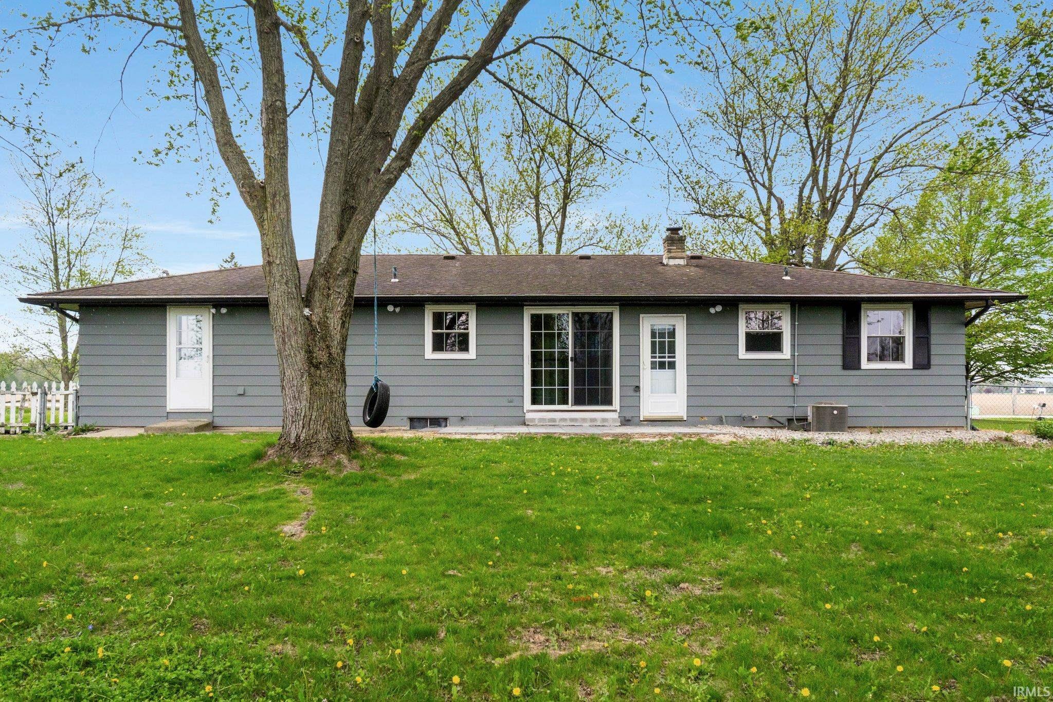9231 Minnich Road Fort Wayne, IN 46816 - Photo 5 of 32