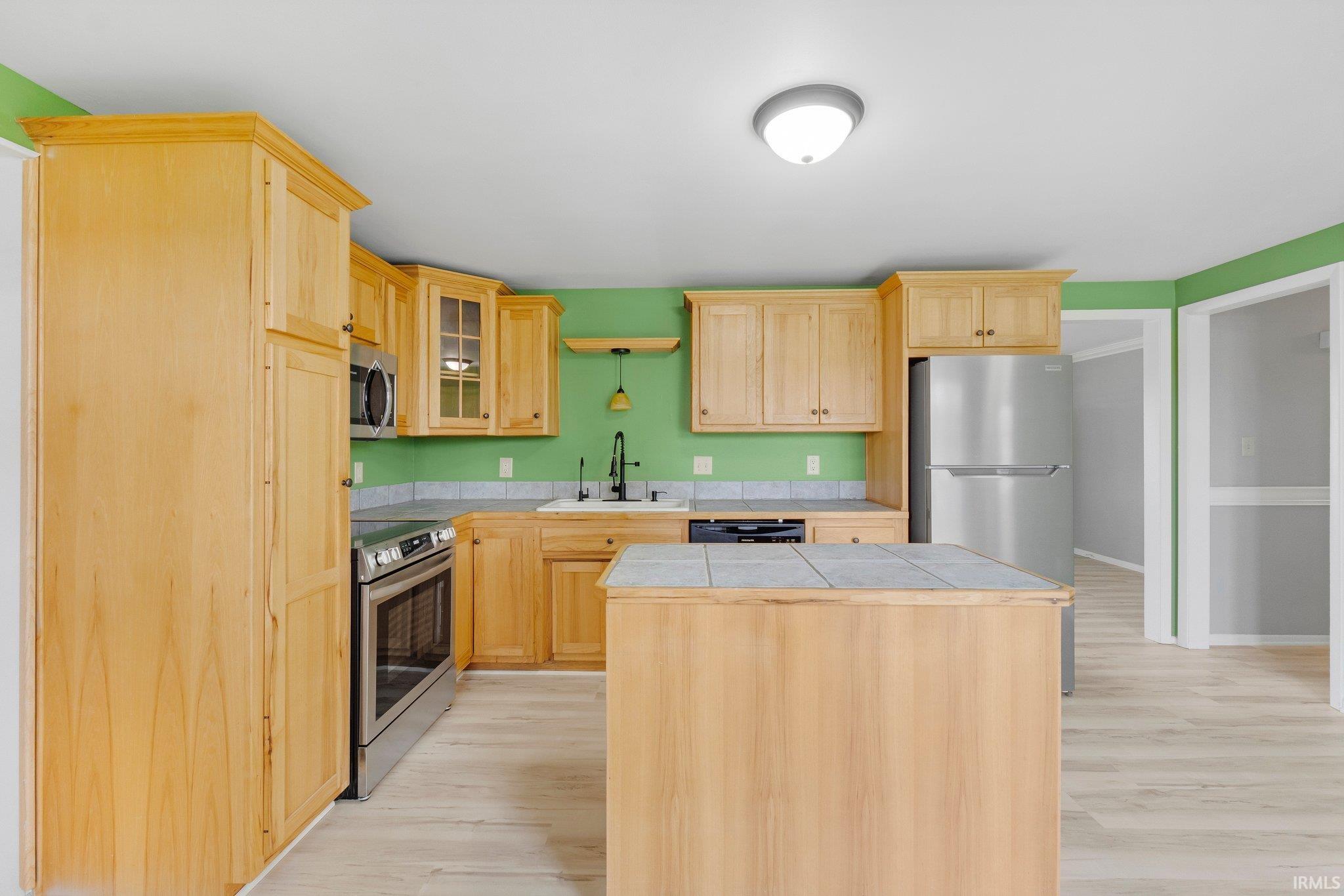 9231 Minnich Road Fort Wayne, IN 46816 - Photo 7 of 32