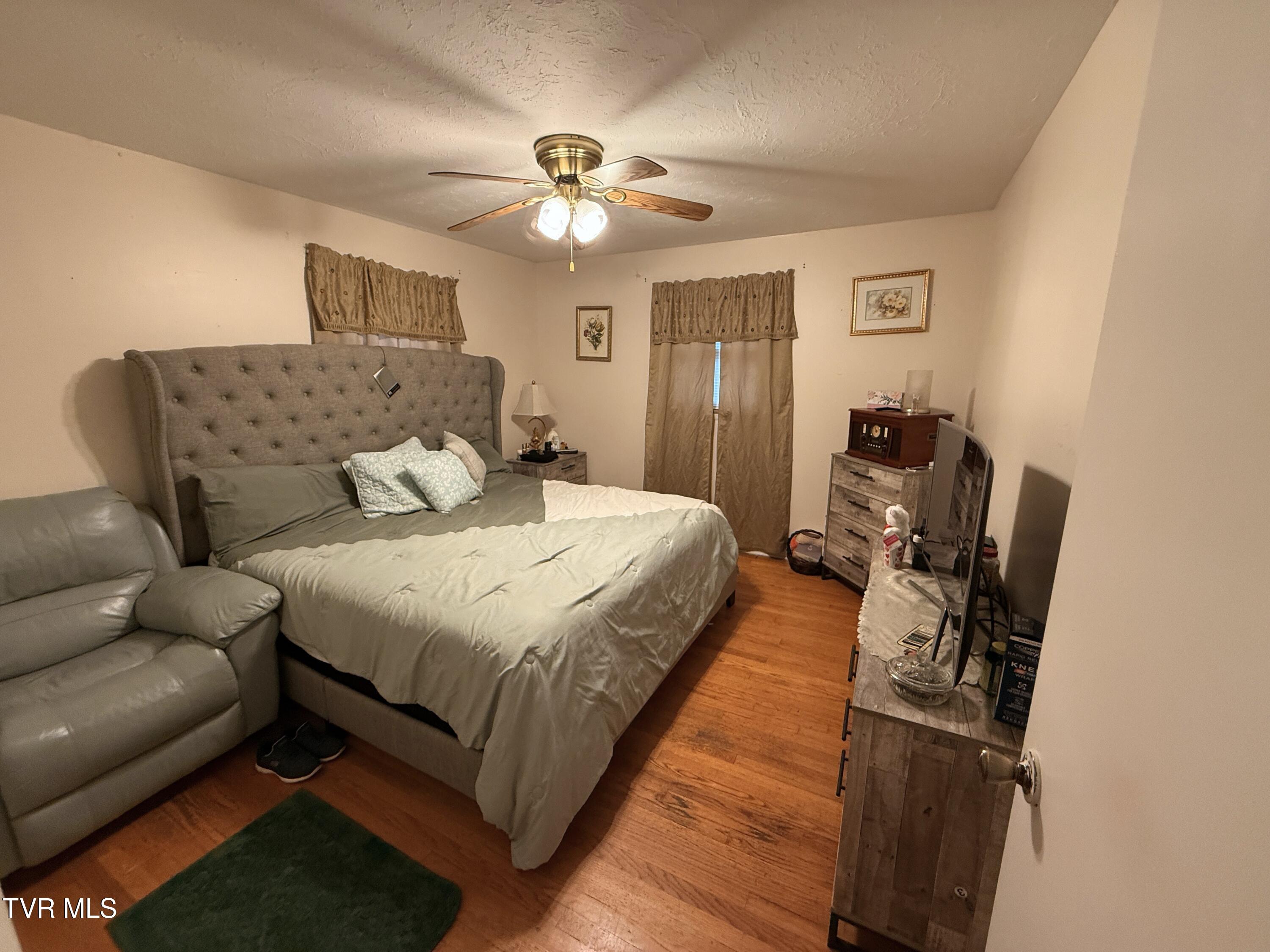 550 Summit Ridge Drive Newport, TN 37821 - Photo 12 of 32 12