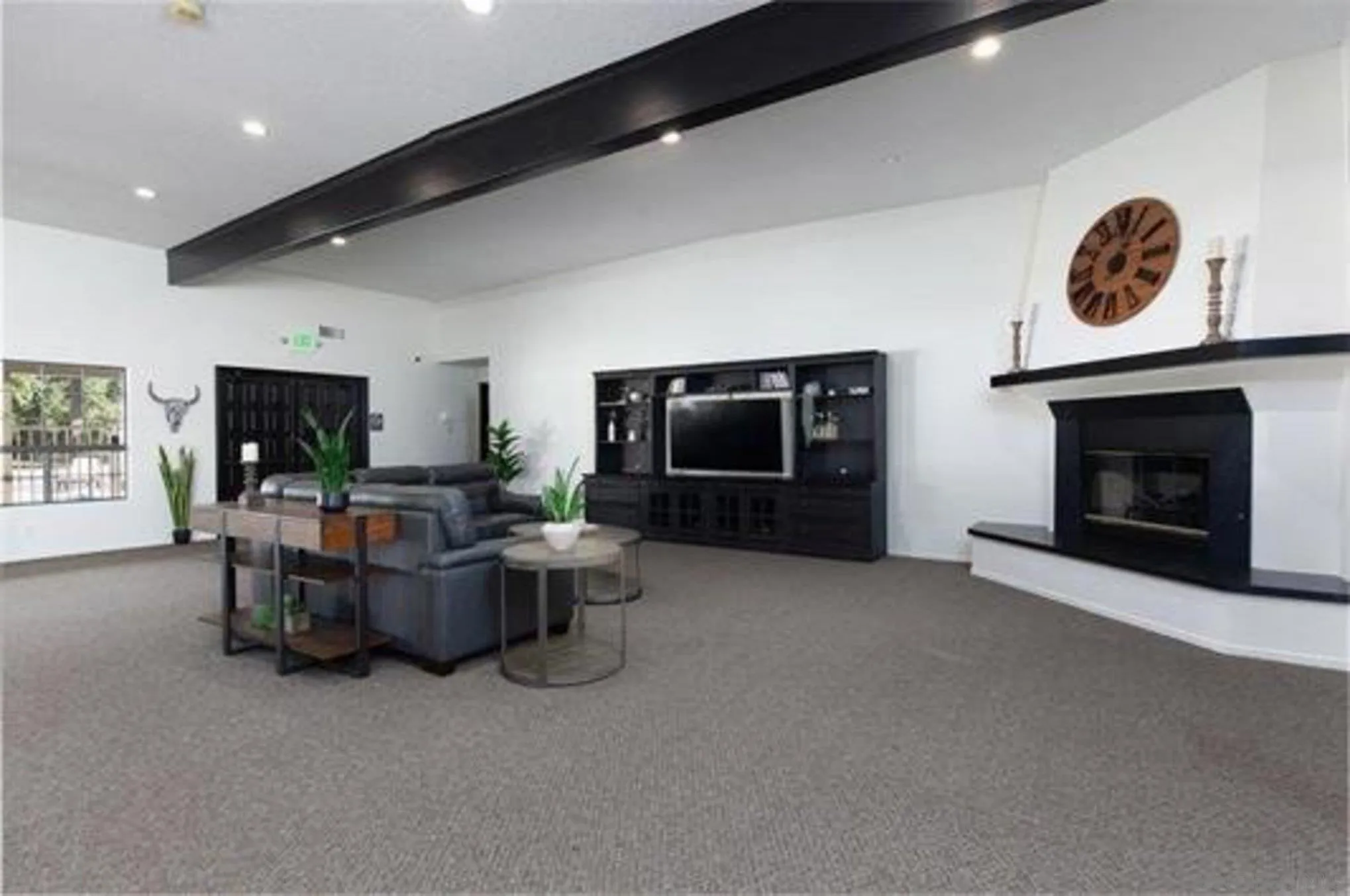 15935 Spring Oaks Road, Unit 98 El Cajon, CA 92021 - Photo 19 of 25 Gallery Image 19