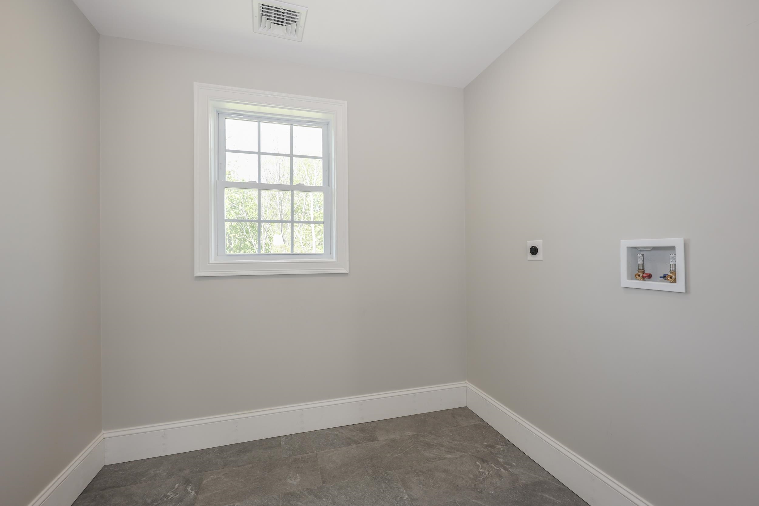 1 Allen Lane Durham, NH 03824 - Photo 17 of 40