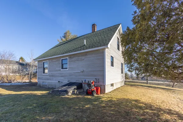$425,000 | 185 Ingraham Drive, Owls Head, ME 04854