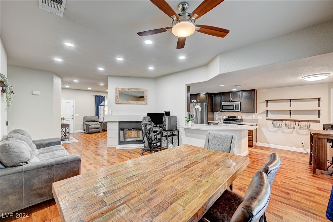 732 Rocky Trail Road Henderson, NV 89014 - Photo 7 of 33