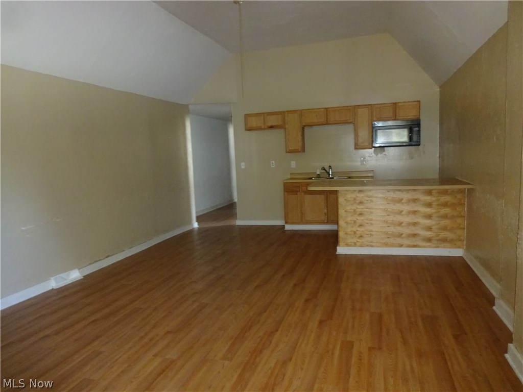 1702-1704 Spring Road, Unit 4 Cleveland, OH 44109 - Photo 4 of 23