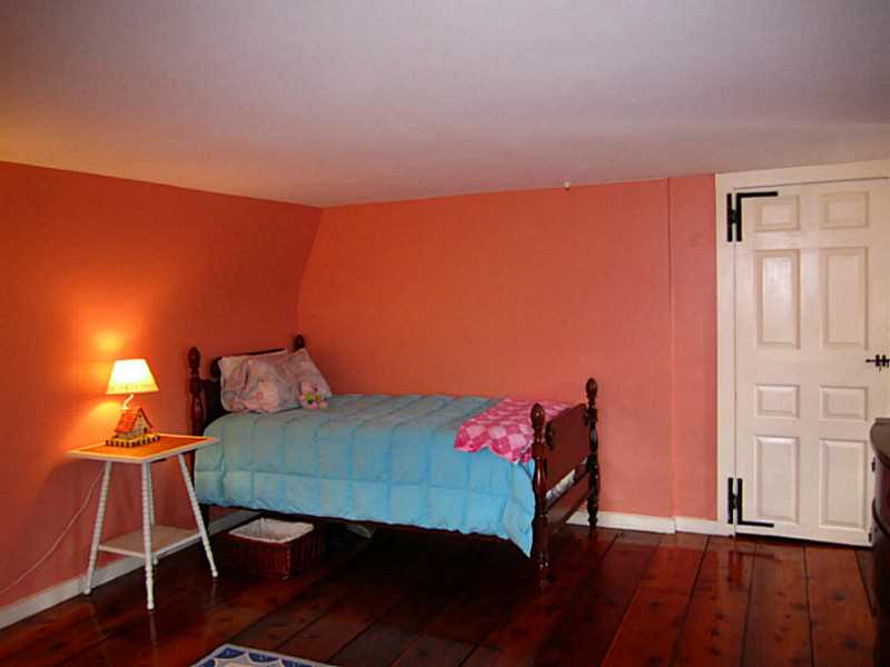 491 Spring Green Road Warwick, RI 02888 - Photo 18 of 25 Bedroom.