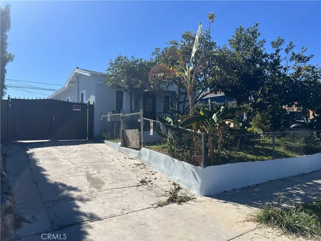 $736,000 | 1612 West 71st Street, Los Angeles, CA 90047