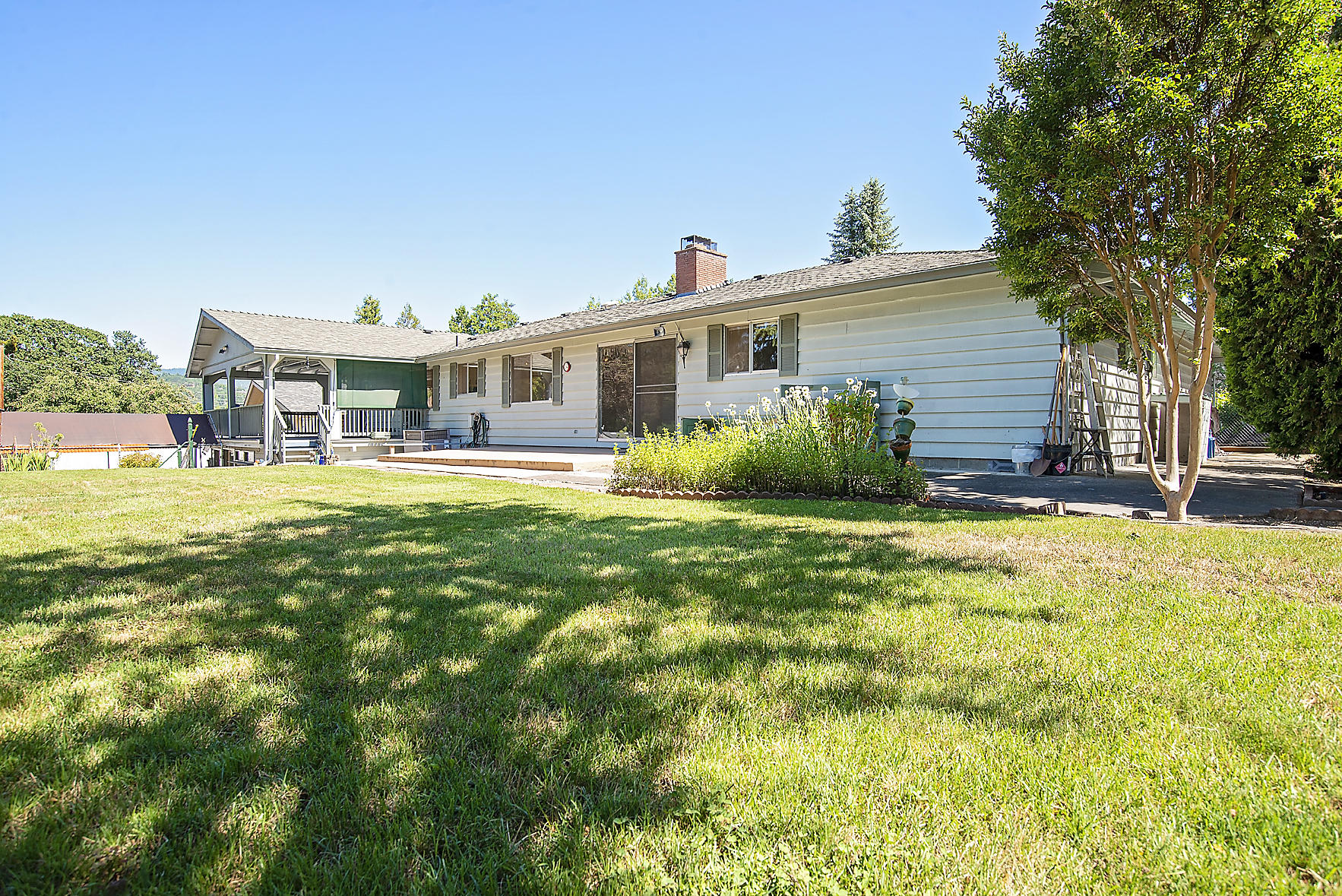543 Pierce Road Medford, OR 97504 - Photo 35 of 39 Pierce042 copy