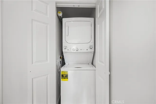 $649,000 | 1641 Monterey Road, Unit 18E, Seal Beach, CA 90740