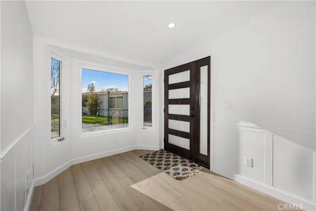 $649,000 | 1641 Monterey Road, Unit 18E, Seal Beach, CA 90740