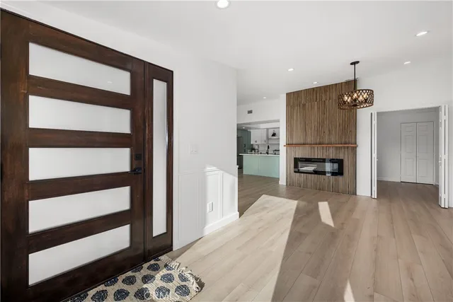 $649,000 | 1641 Monterey Road, Unit 18E, Seal Beach, CA 90740