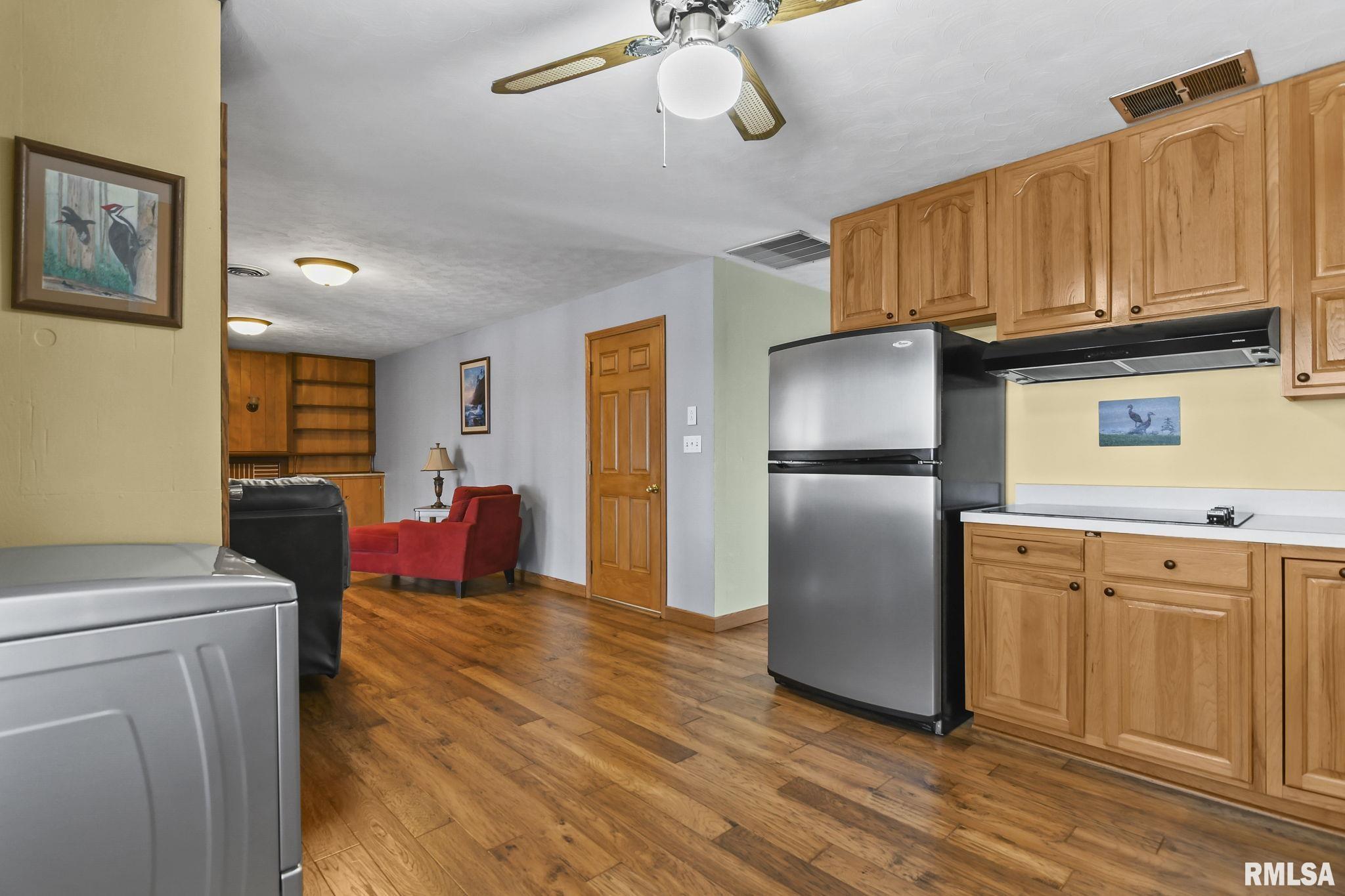 64 Sumner Lane Springfield, IL 62707 - Photo 9 of 38 Gallery Image 9
