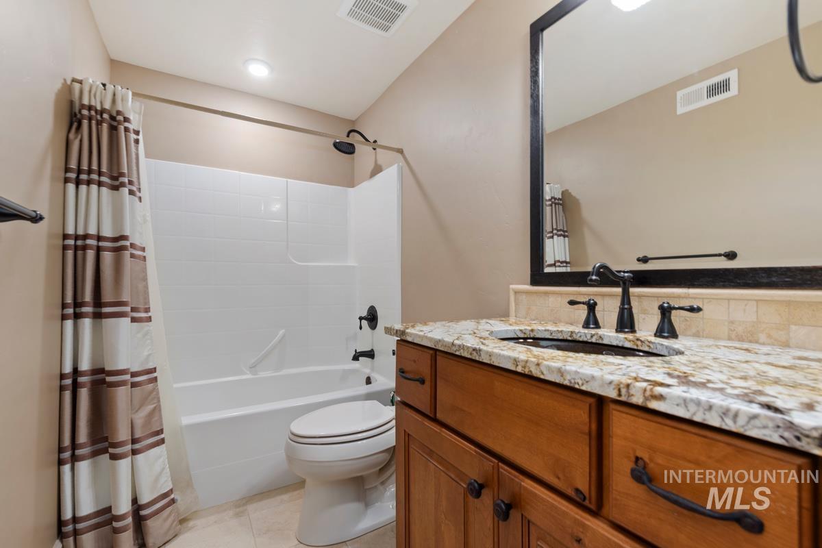 5340 South Black Cat Road Meridian, ID 83642 - Photo 36 of 49 Gallery Image 36