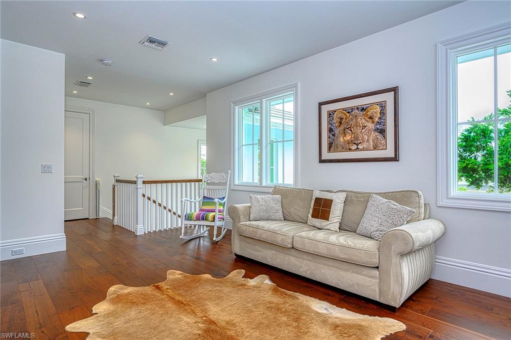 655 Riviera Drive Naples, FL 34103 - Photo 17 of 34 Upstairs loft / living room