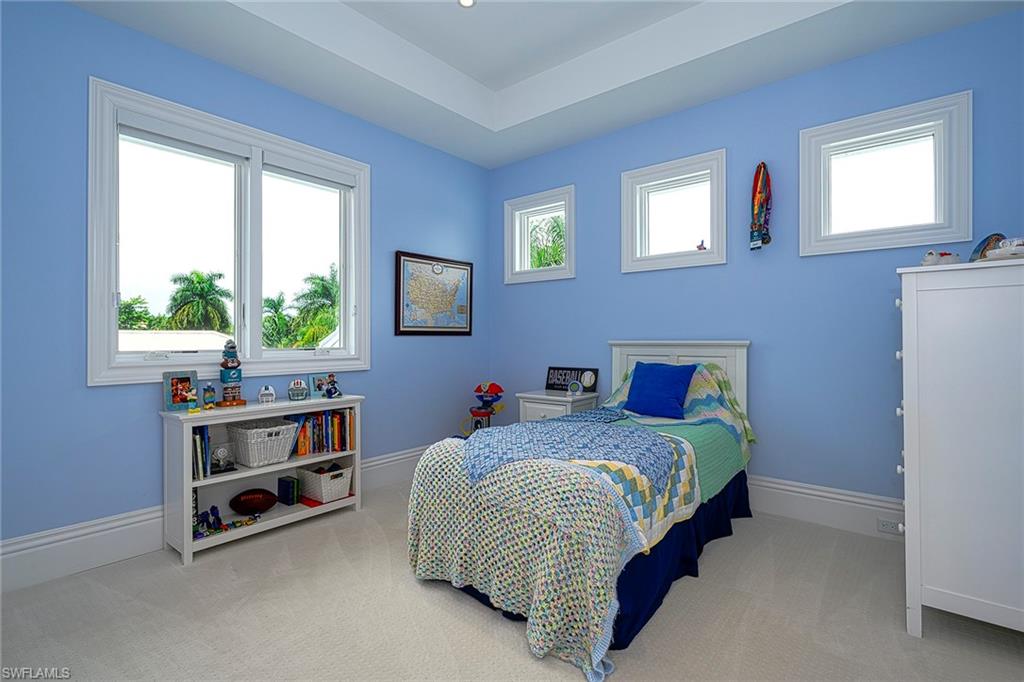 655 Riviera Drive Naples, FL 34103 - Photo 18 of 34 Gallery Image 18